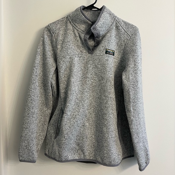 LL Bean Women’s Sweater Fleece Pullover - Picture 1 of 1